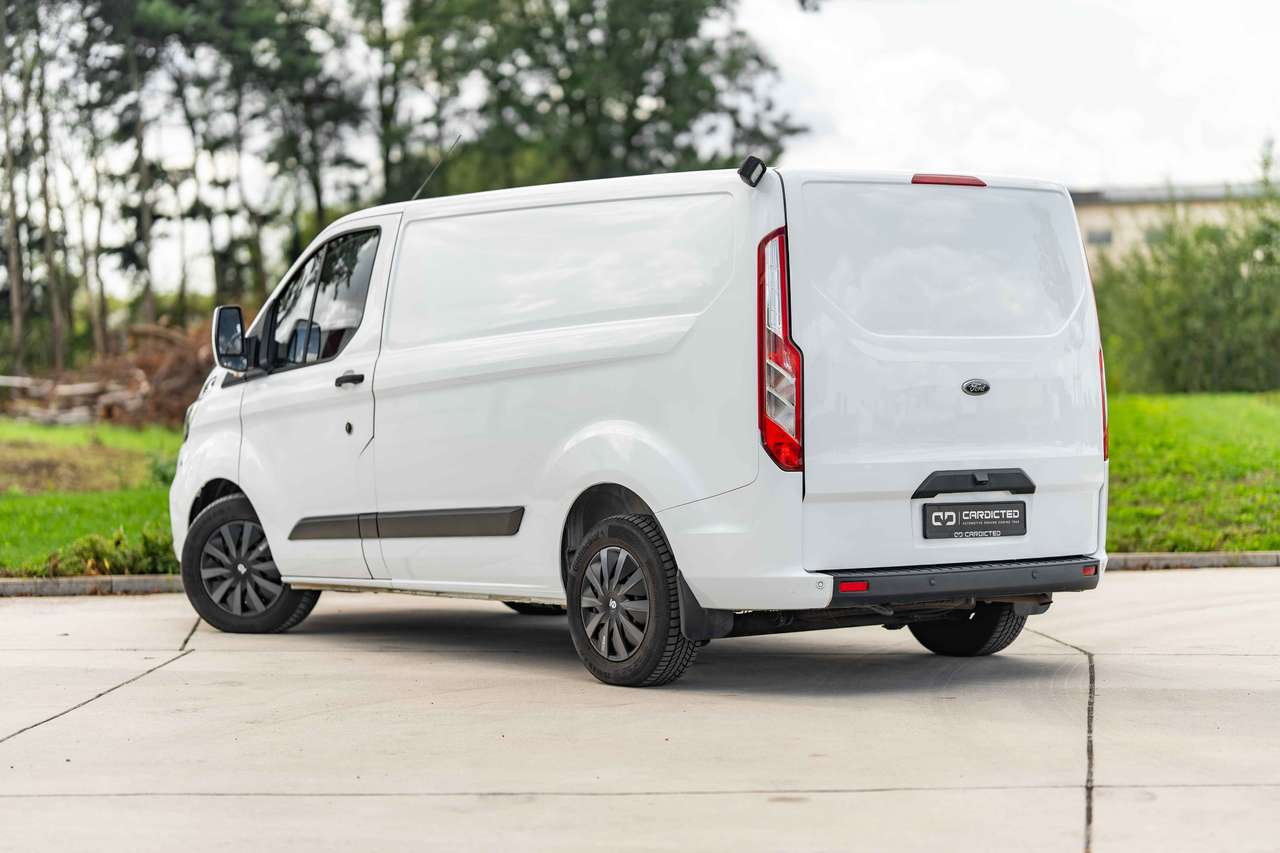 Ford Transit Custom (2022) — foto 11