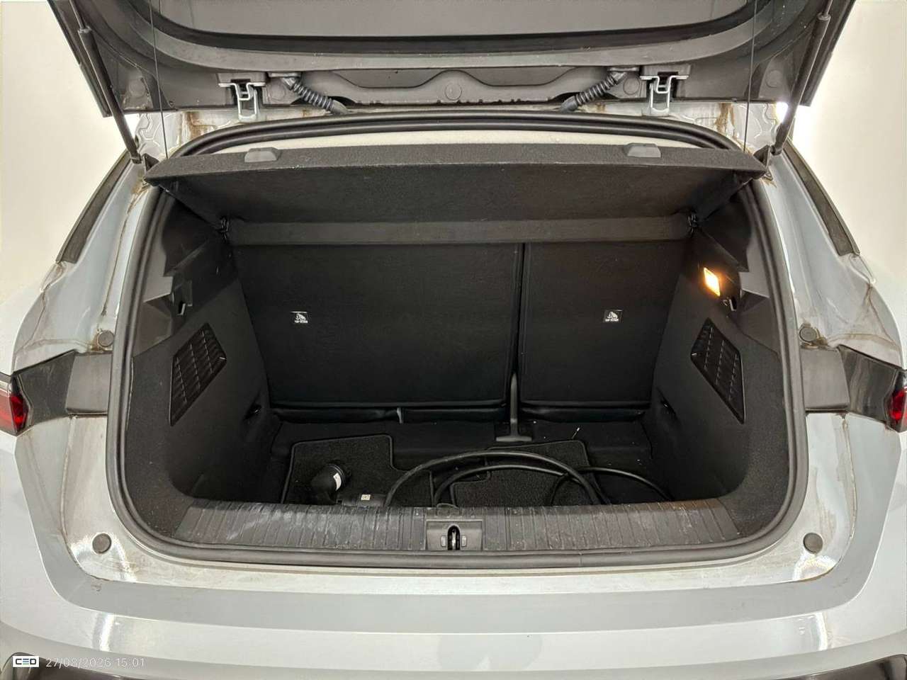 Renault Megane E-Tech e-Megane E-Tech 60 kWh Equilibre R220 Super charge Equilibre — foto 9 van 9