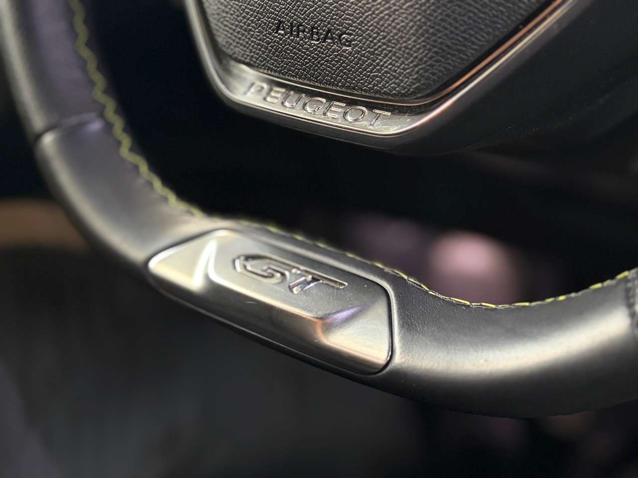 Peugeot 2008 VERKOCHT — foto 17 van 21