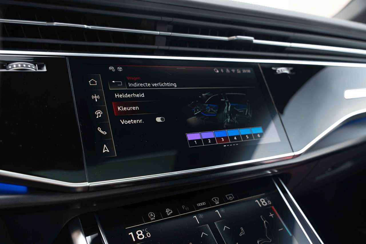 Audi RS Q8 Performance MATRIX/4-WIELSTURING/CERAMIC/PANO/HUD/SOFTCLOSE/B&O — foto 22 van 25