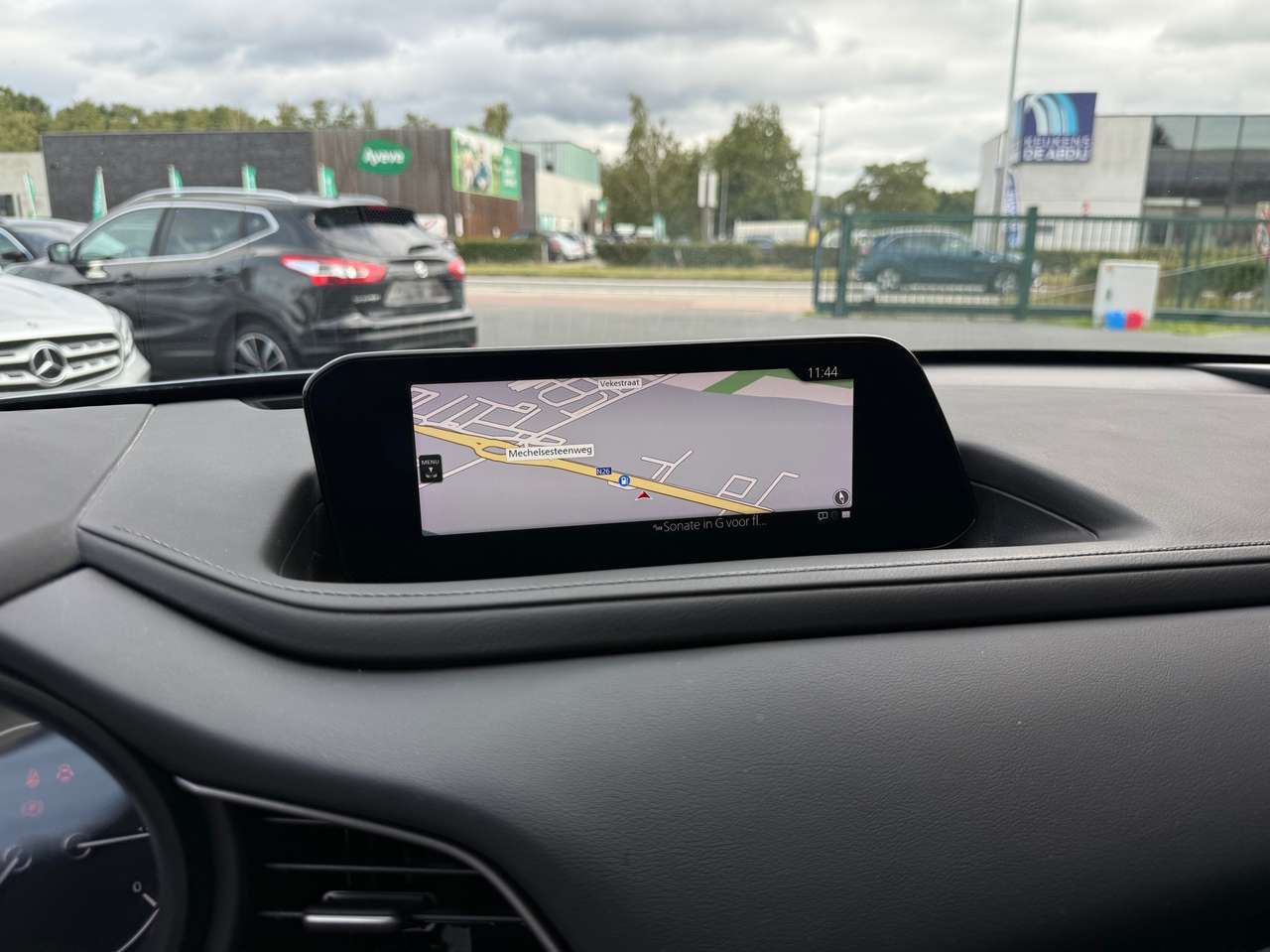 Mazda CX-30 2.0i SKYACTIV-G MHE Hakoné — foto 15 van 21