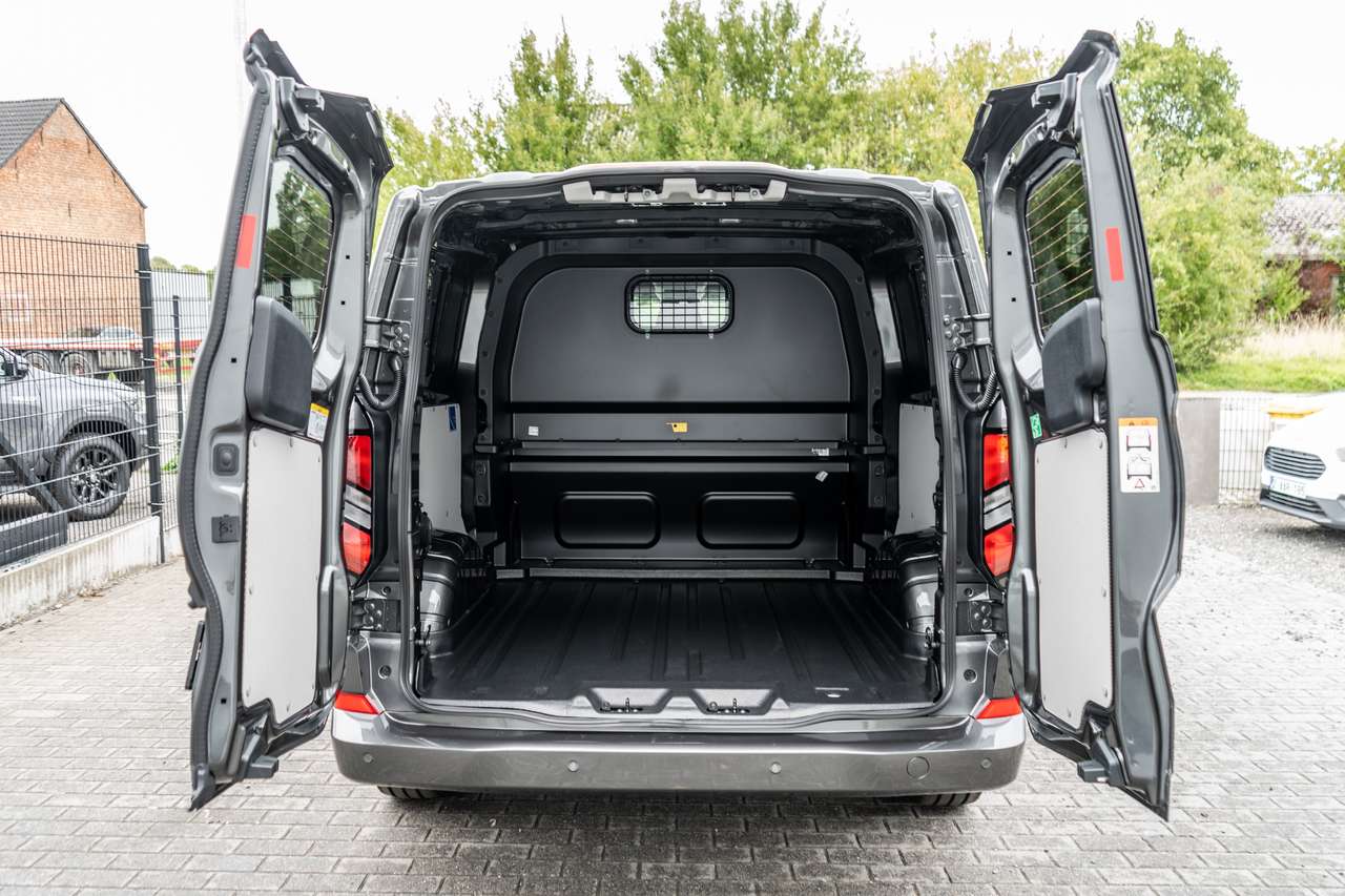 Ford Transit Custom 2.0TDCi Limited L2 5pl. - 5j Warranty - 40.400ex — foto 6 van 16