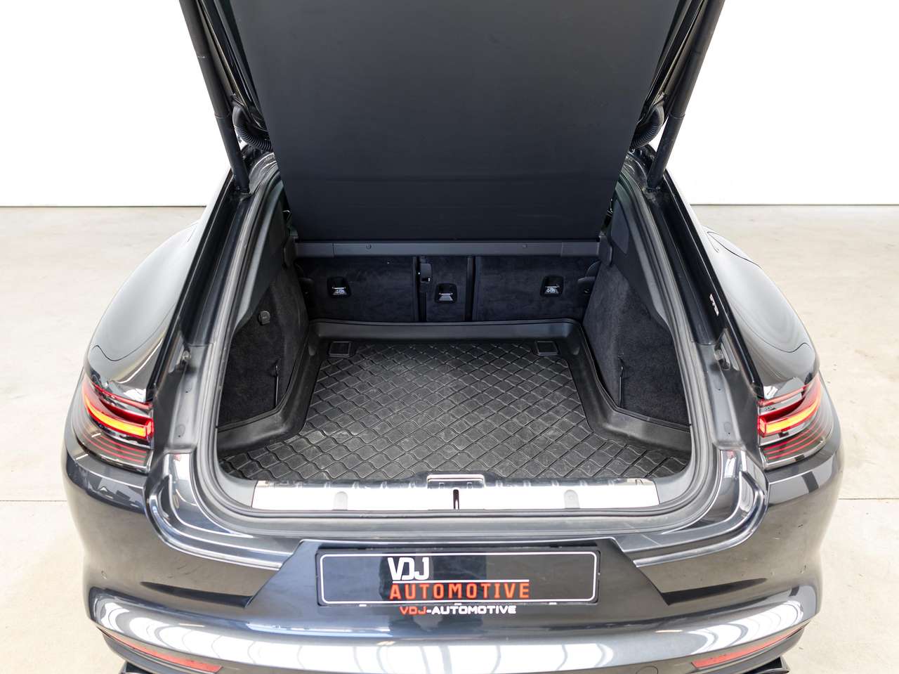 Porsche Panamera 4S SPORT TURISMO|BOSE-SOUNDSYSTEM|360°|PANO|SOFT-CLOSE|HEATEDSEATS FRONT&REAR|ACC|LA| — foto 13 van 25