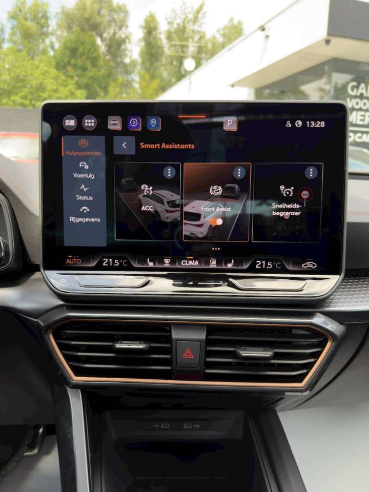 CUPRA Leon VZ ST PANO SENNHEISER CARPLAY SFEERVERLICHTING FULL OPTION — foto 16 van 20