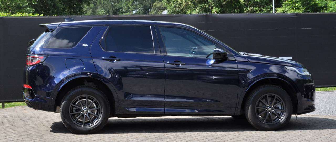 Land Rover Discovery Sport SPORT 4WD R DYNAMIC VERWARMD STUUR VERWARMDE ZETELS V+A CARPLAY ELEKTRISCHE ZETELS — foto 2 van 12