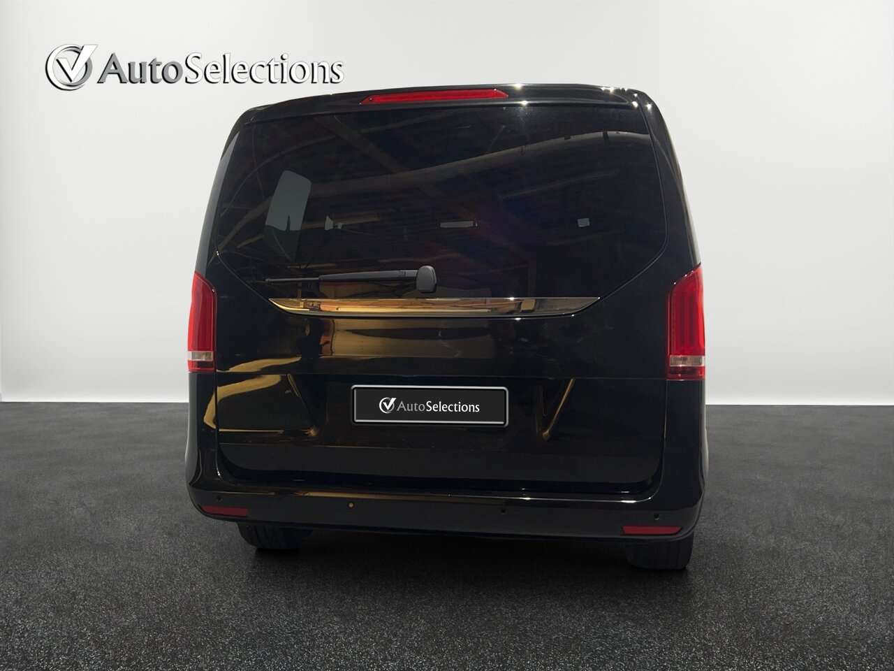 Mercedes-Benz V 250 AMG/7 plaatsen/ Avangarde/360/Leder — foto 5 van 24