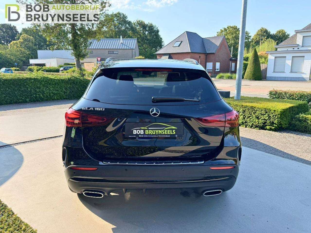 Mercedes-Benz GLA 180 Amg line | Nightpakket | 360° camera | Panodak | Distronic — foto 3 van 25