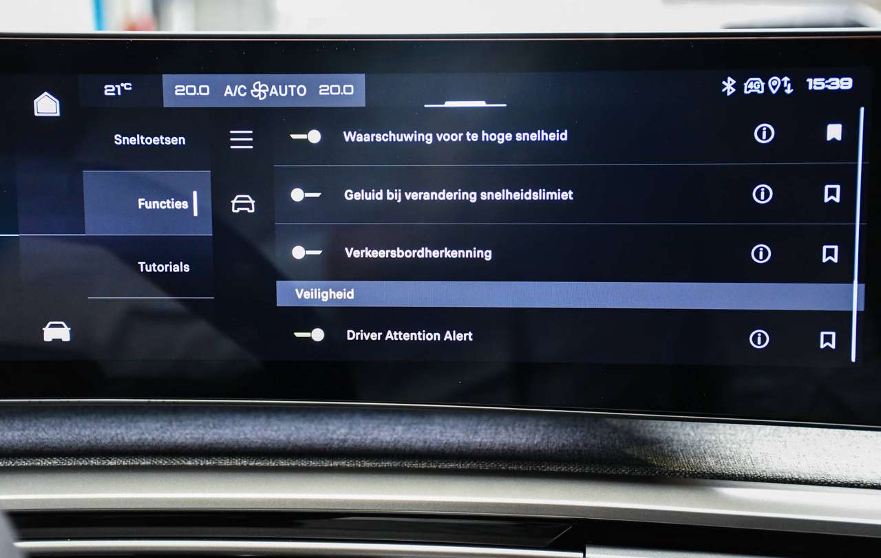 Peugeot 5008 5008 Hybrid Allure 7pl MHEV NIEUW - NAVIGATIE / CAMERA / ACC / SMARTLINK / BLIS / PDC — foto 13 van 22