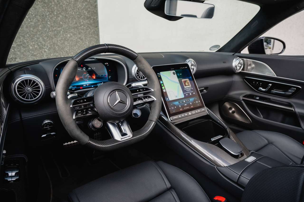 Mercedes-Benz SL 63 AMG 4-Matic+ / VOLL / Dynamic Plus Pack / Carbon Pack / Track Pace /  Burmester — foto 19 van 25