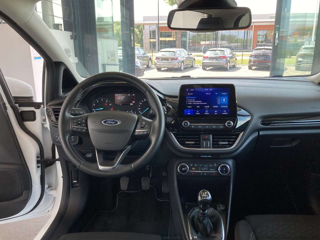 Ford Fiesta TITANIUM 125PK BENZINE   ADAPTIEVE CC — foto 11 van 22