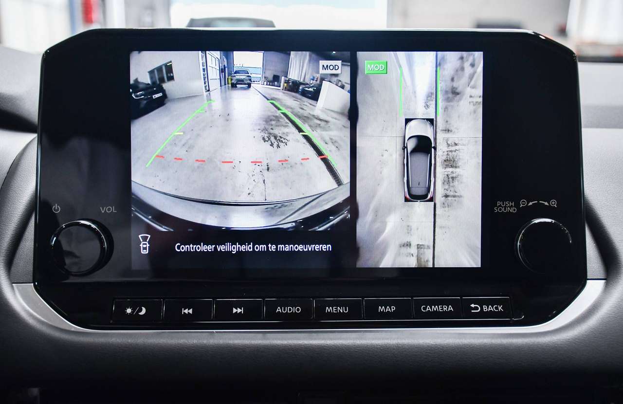 Nissan Qashqai Qashqai 1.3 DIG-T MHEV N-Connecta - NAVIGATIE / SMARTLINK / CAMERA / PANO / BLIS / ACC — foto 10 van 18