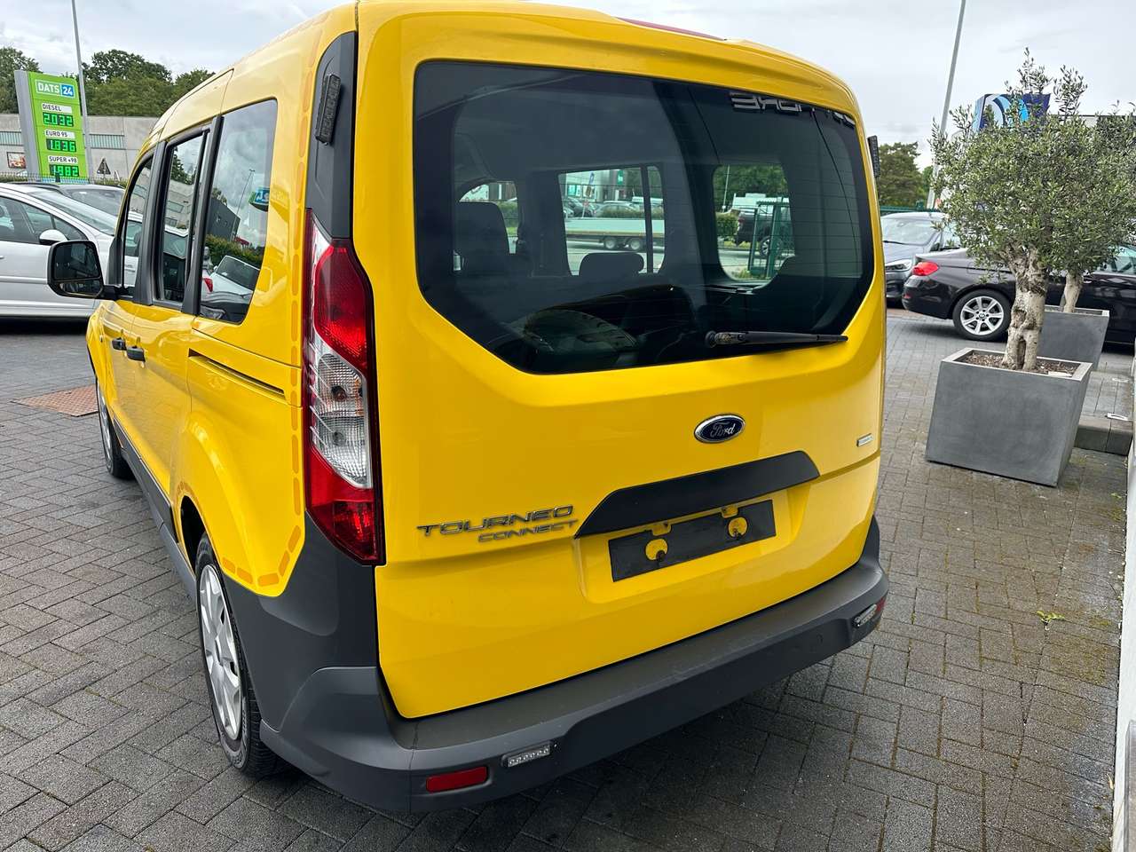 Ford Tourneo Connect 1.0 EcoBoost. Airco 5 Places 150000 km — foto 6 van 11