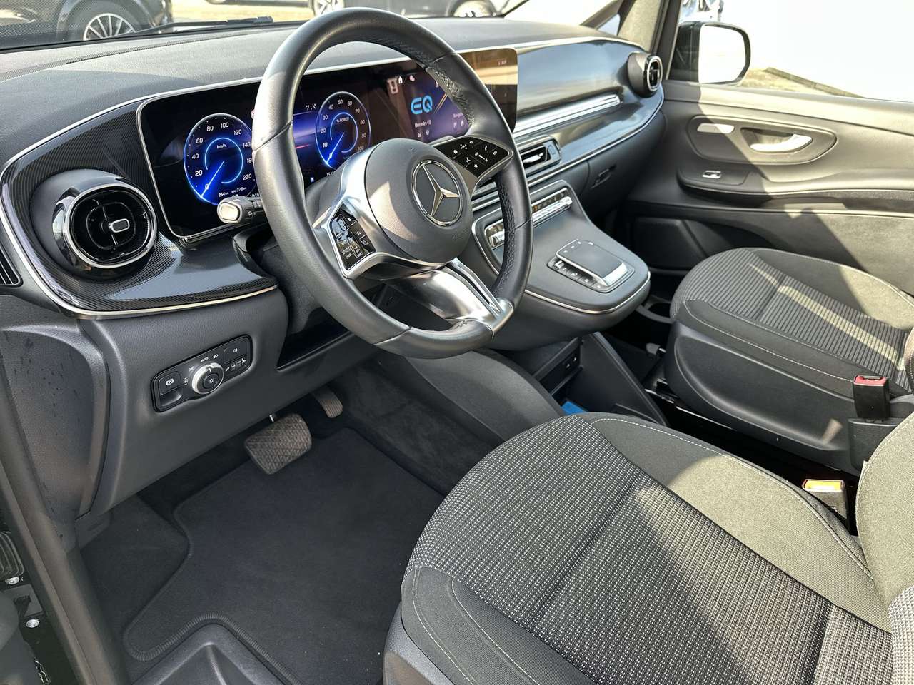 Mercedes-Benz EQV 300 EQV L3 90 kWh 300 — foto 10 van 20