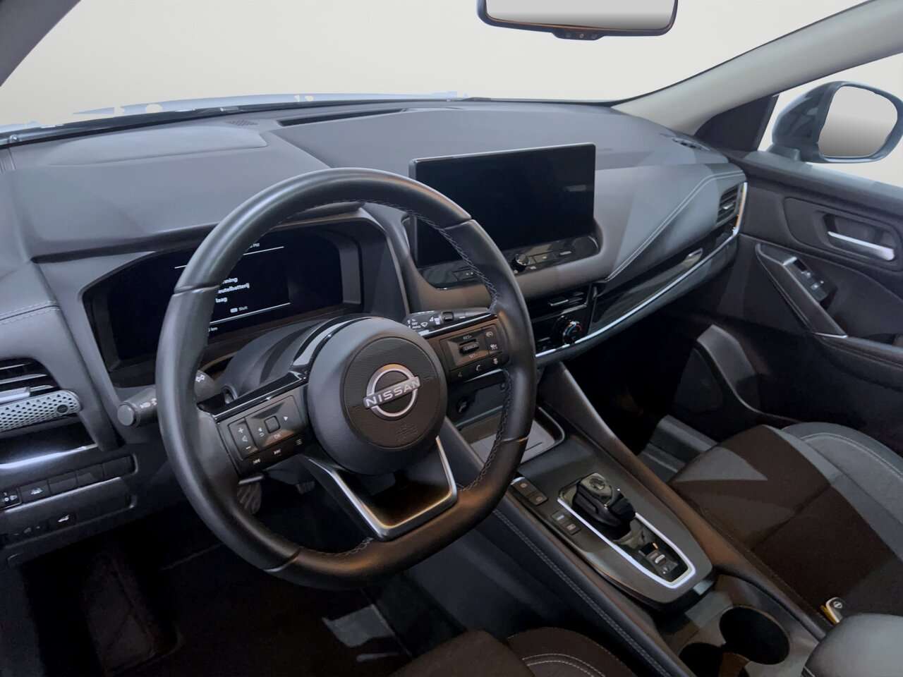 Nissan Qashqai E-Power Tekna/360Camera/Panodak — foto 19 van 25