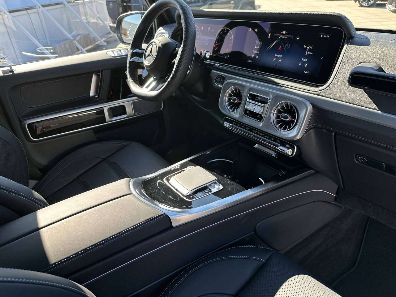 Mercedes-Benz G 63 AMG G 63 AMG 22"  AMG Nightpakket FULL FULL !!! — foto 13 van 19