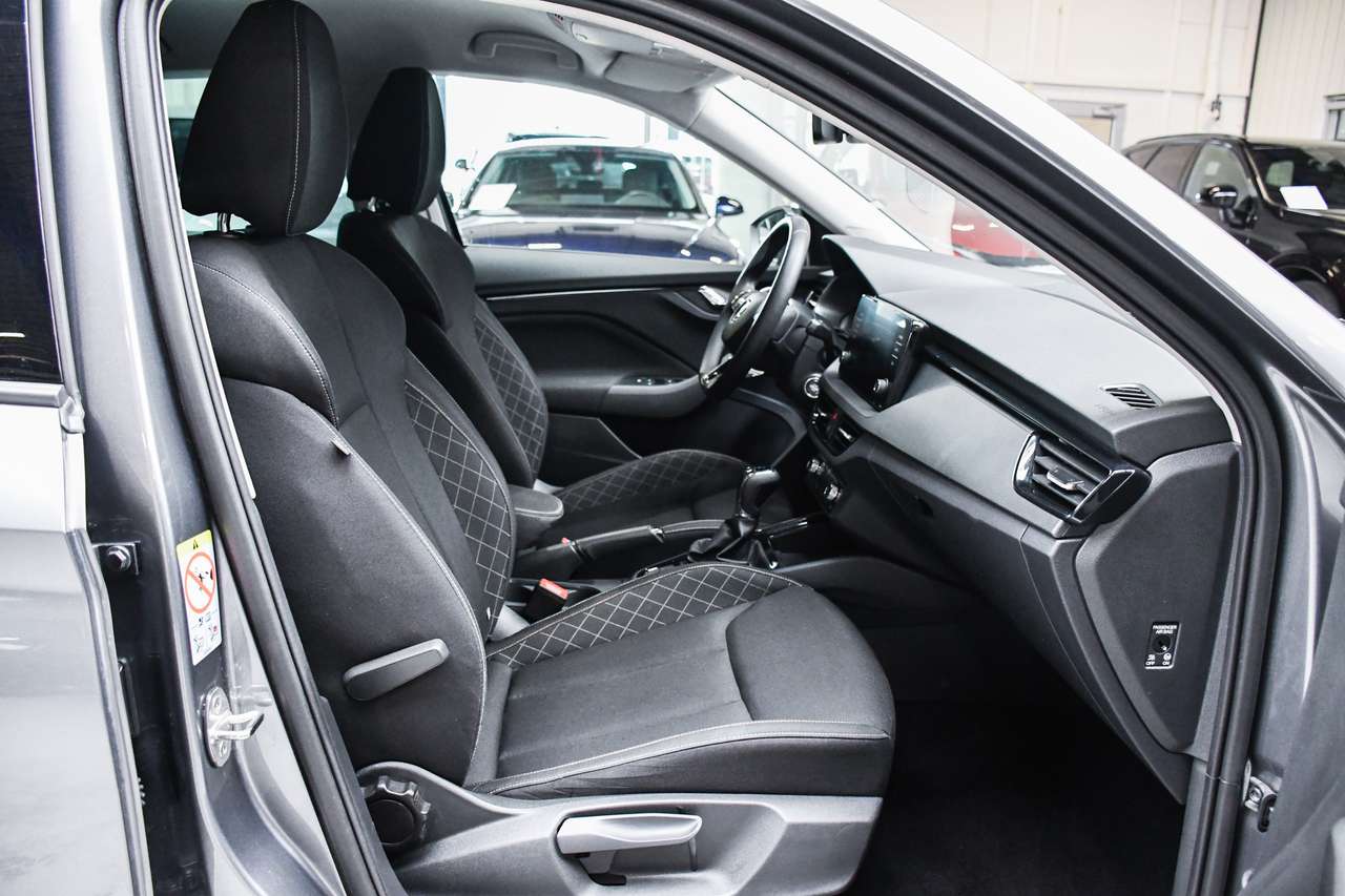 Skoda Kamiq Kamiq 1.0 TSI Ambition DSG - NAVI SMARTLINK / PDC — foto 6 van 17