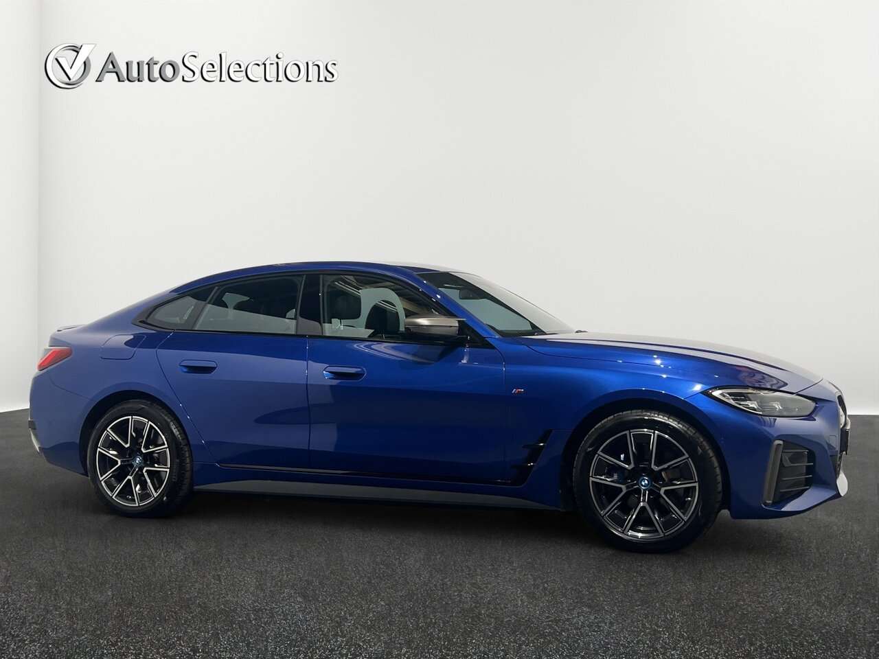 BMW i4 M50 /ACC/Trekhaak/Leder/Led — foto 7 van 16