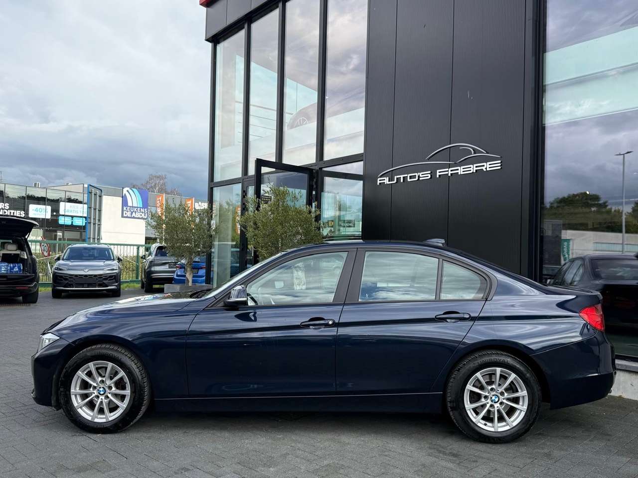 BMW 316 d  GPS  1 er prop 109000km Carpass !! — foto 5 van 18
