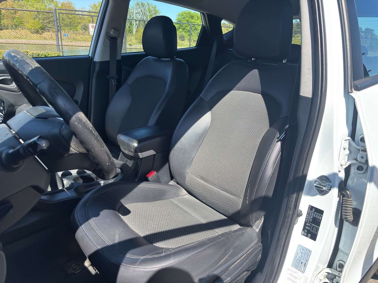 Hyundai iX35 — foto 13 van 15