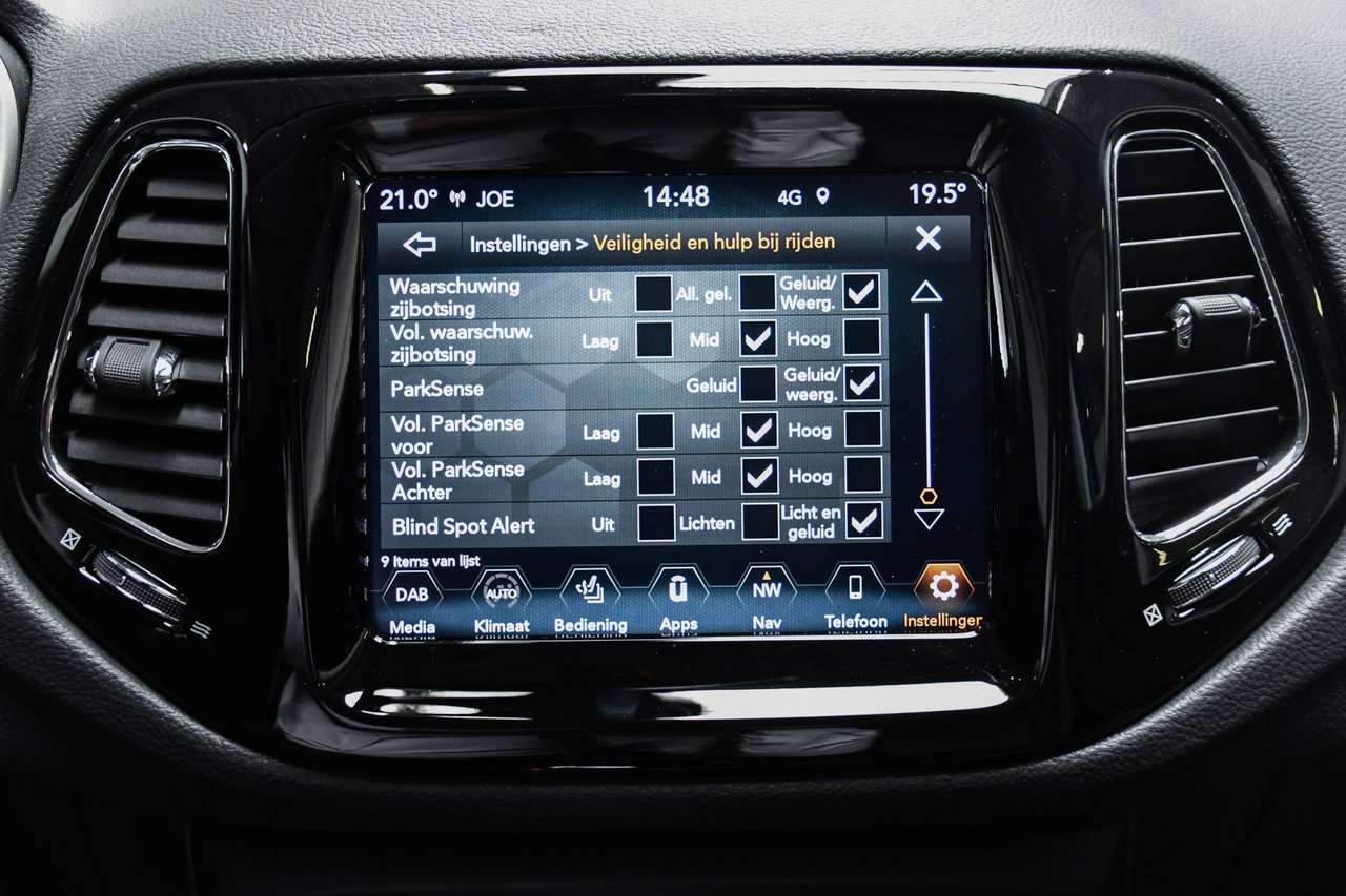 Jeep Compass Compass 1.3 Turbo 4x2 Limited DDCT - NAVI / PANO / BLIS / SMARTLINK — foto 13 van 18