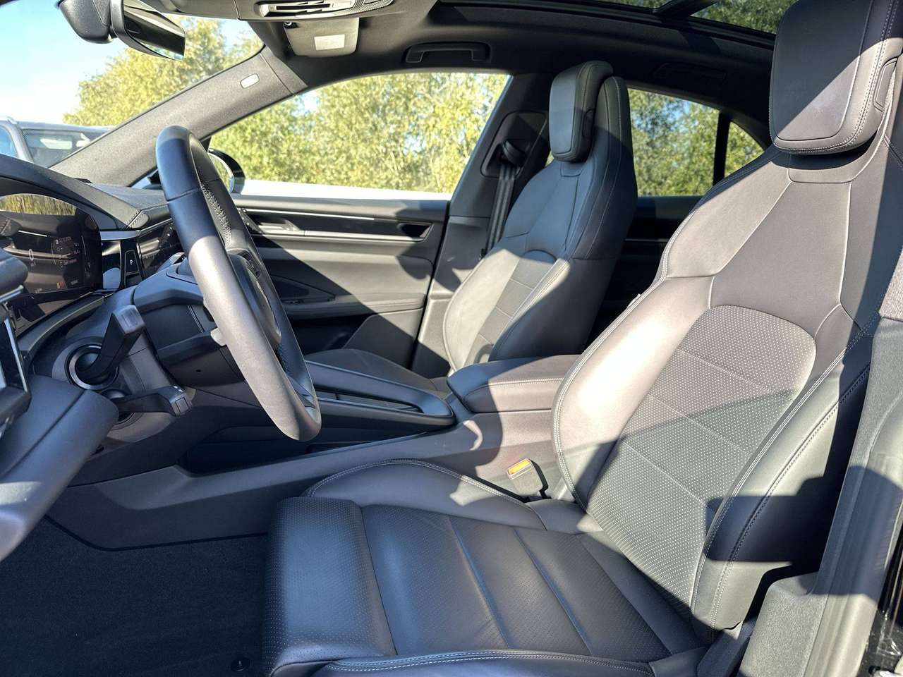 Porsche Macan 4ELEK/21"/PANODAK/LUCHTVERING/HEAD UP/LEDER/LED — foto 13 van 19