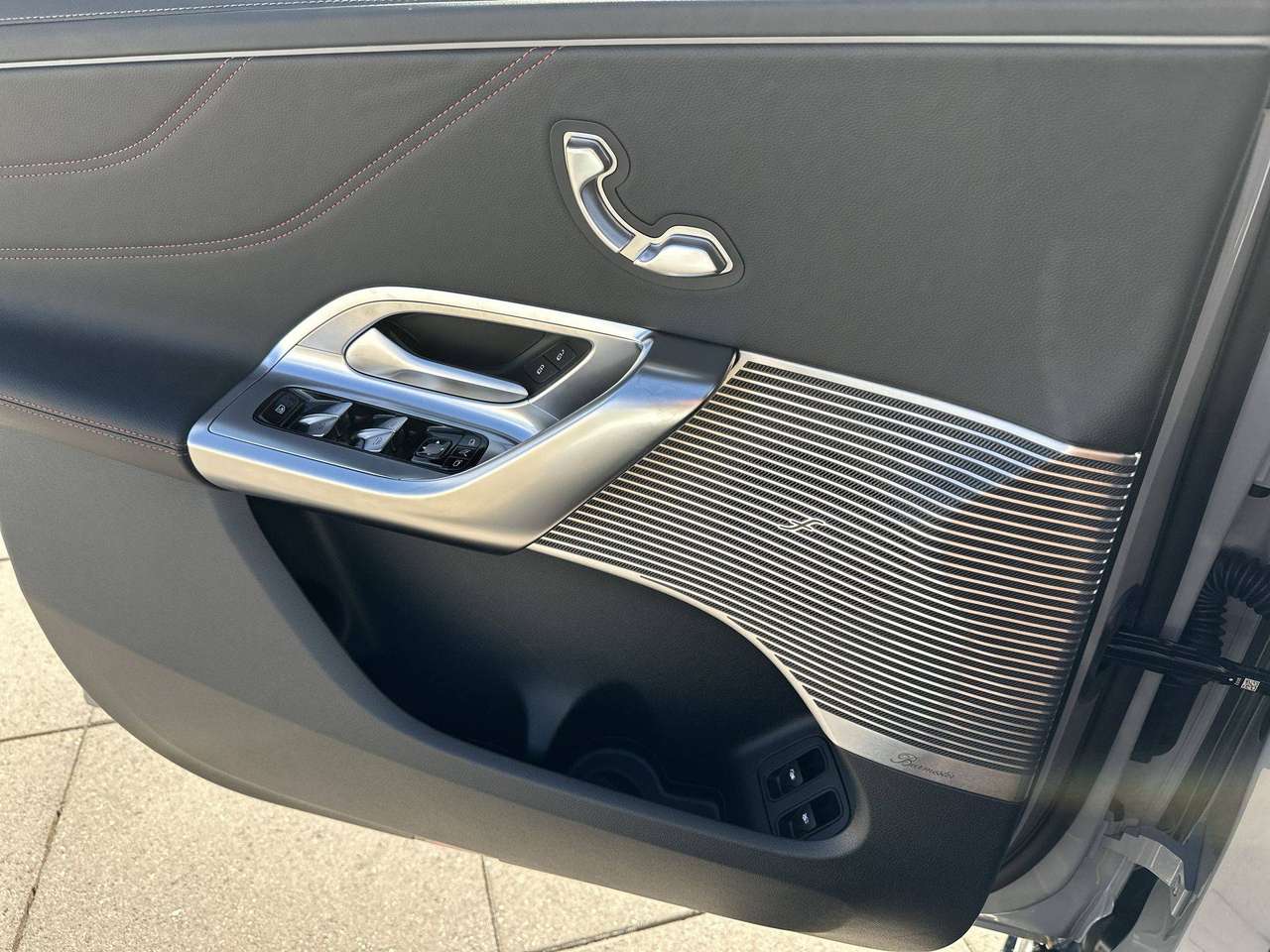 Mercedes-Benz GLC 400 4M ELECTRIC/ACHTERASBESTURING/AMG/RIJASSIST/PANODAK/AIRMATIC/TREKH/BURMESTER — foto 10 van 19