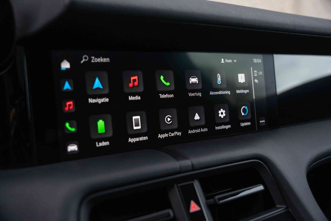 Porsche Taycan 4 Cross Turismo SOH94%/PANODAK/21'/BOSE/LUCHTV/MEMORY/CARPLAY/LANE — foto 22 van 25