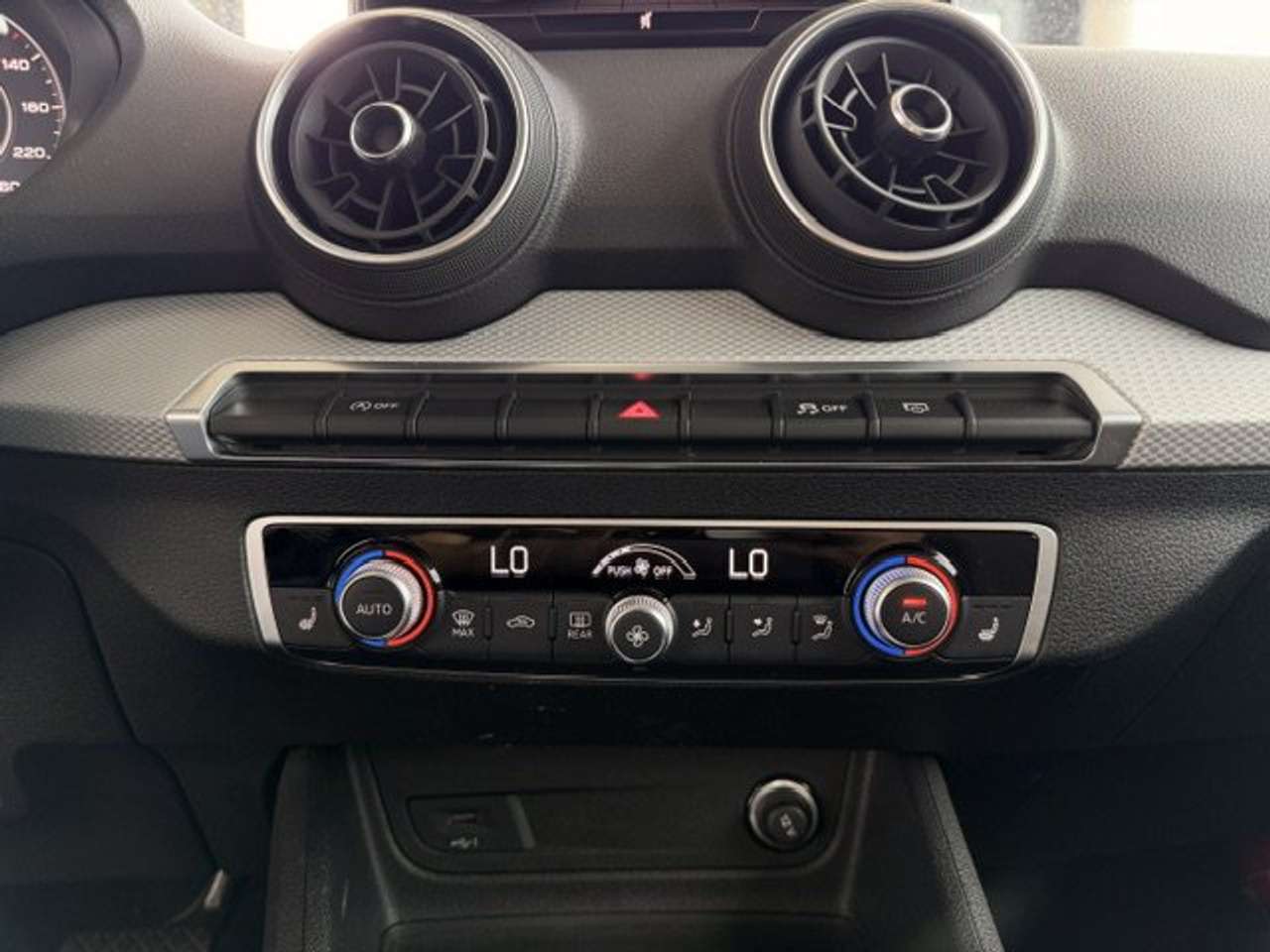 Audi Q2 BENZINE AUTOMAAT  56000KM!!!! — foto 12 van 18