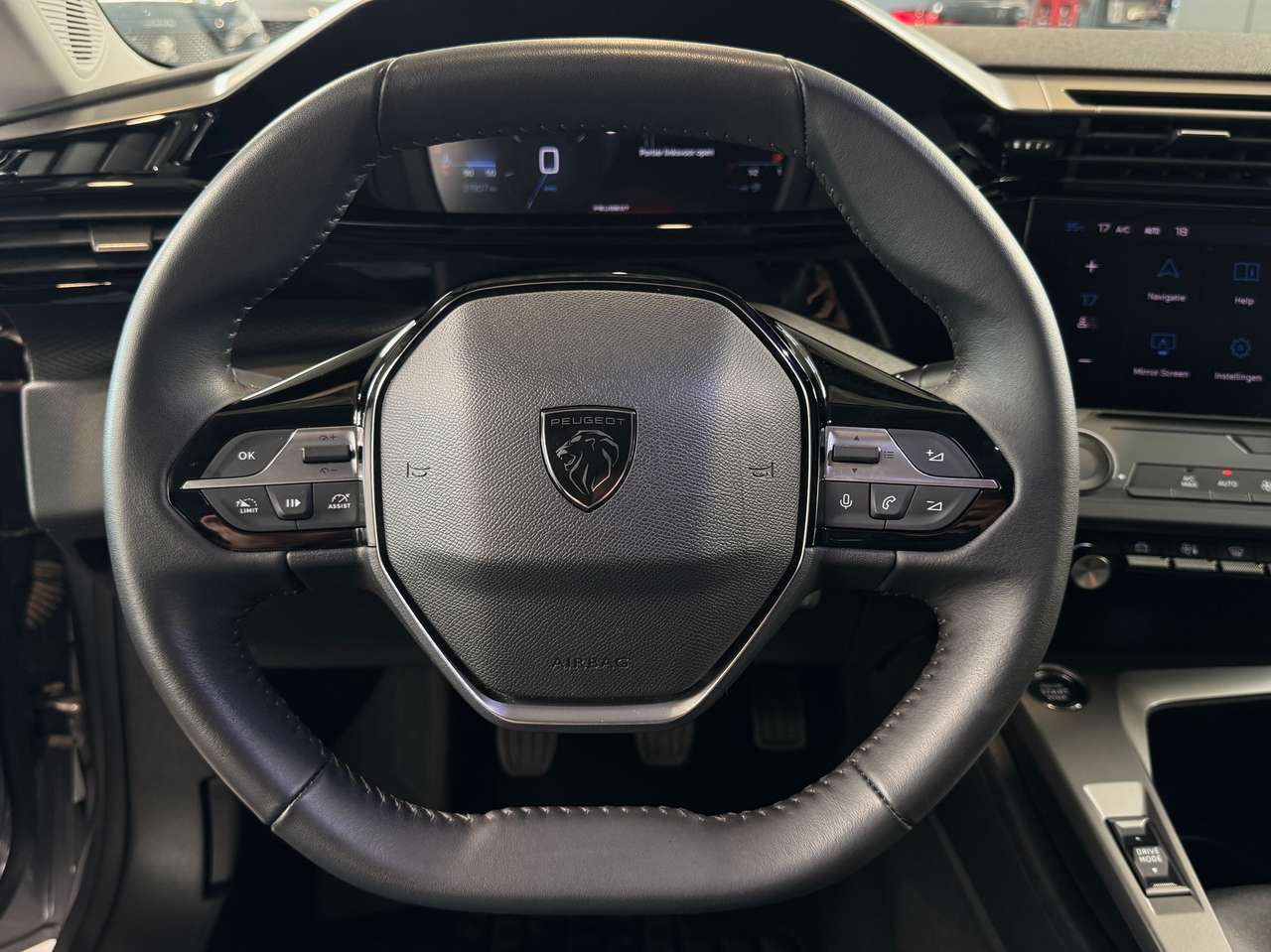 Peugeot 308 SW 1.2 PureTech Active Pack — foto 15 van 15