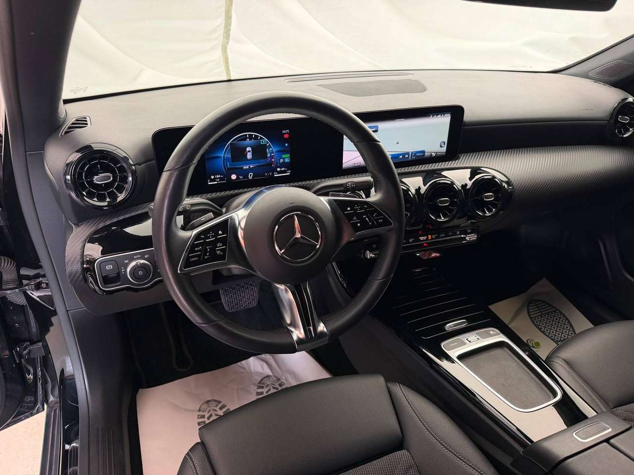 Mercedes-Benz A 250 A 250 e PHEV Business Line — foto 11 van 16