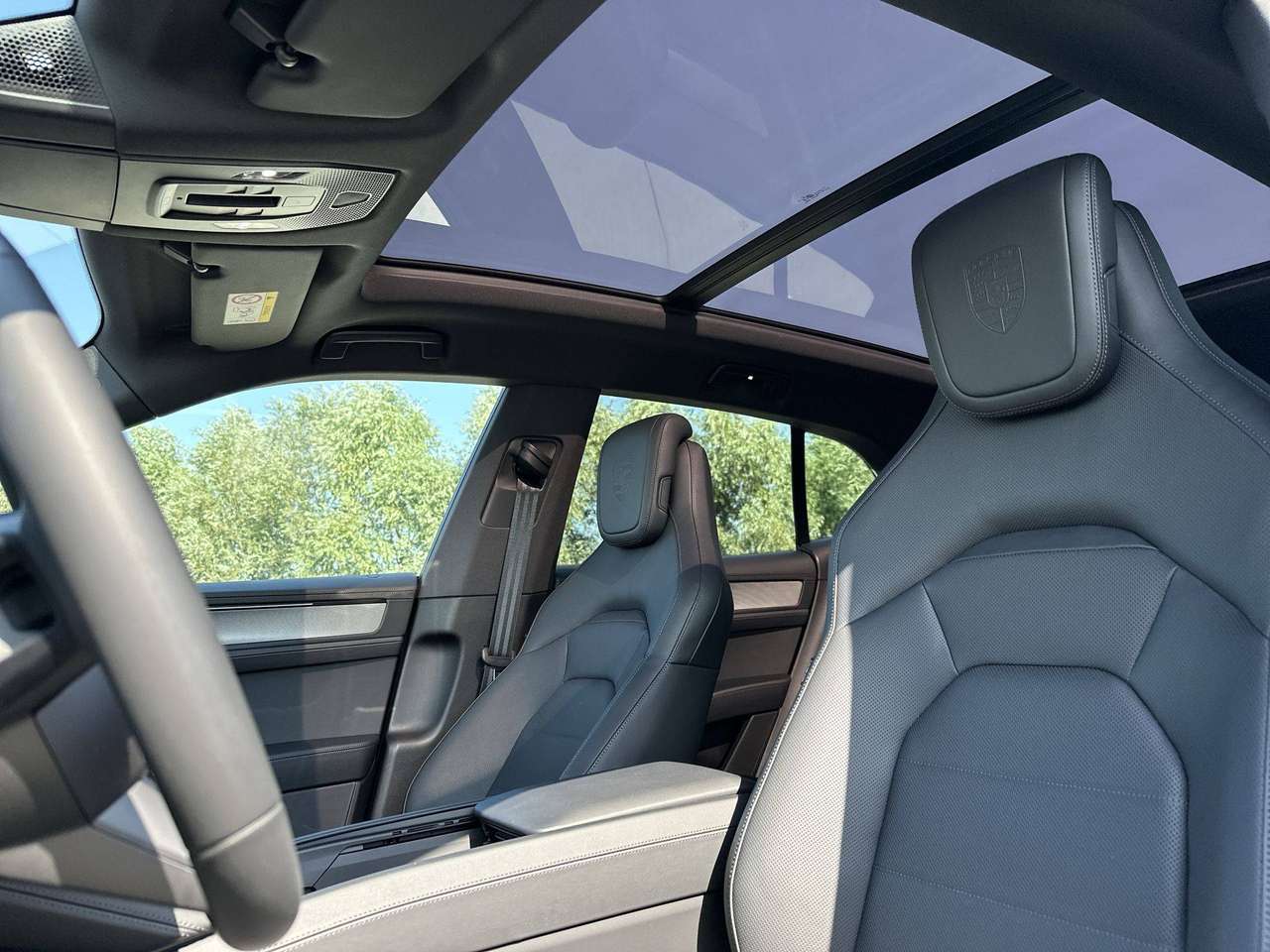 Porsche Cayenne ELECTRIC Trekhaak Pano Dak 22" Drive Assist Pano Dak — foto 14 van 19