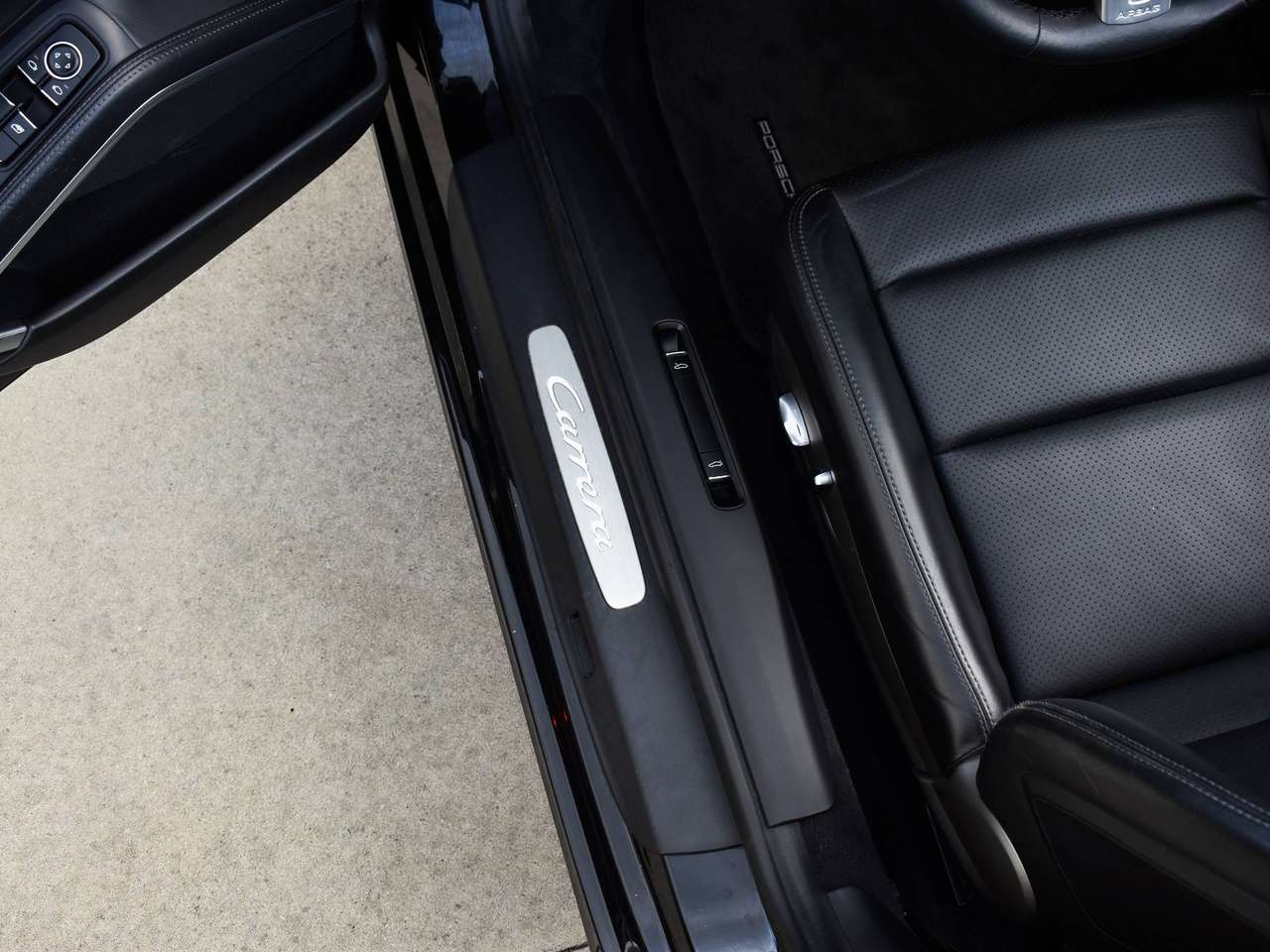 Porsche 911 991.1 Carrera 3.4 / Basalt Black / Full History — foto 9 van 25
