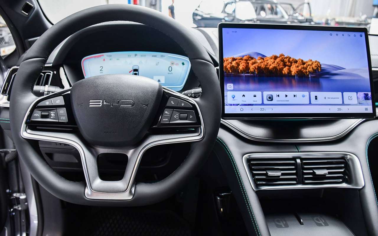 BYD Seal U DM-i Boost - NAVIGATIE / PANORAMISCH / SMARTLINK / ACC / BLIS / CAMERA / PDC — foto 9 van 25