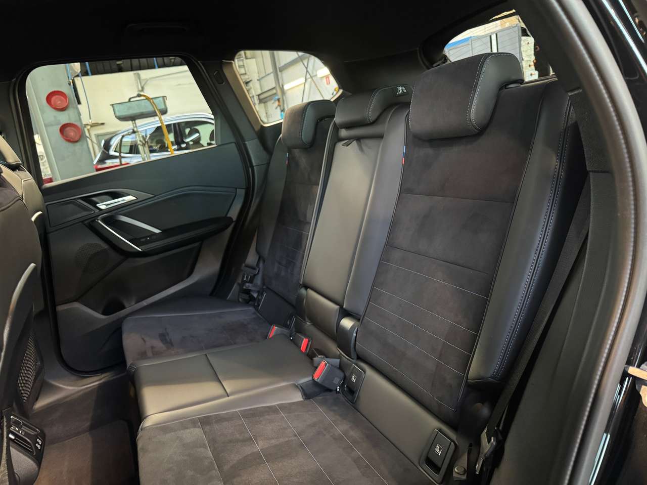BMW X1 1.5iA sDrive18i M-Sport — foto 9 van 19