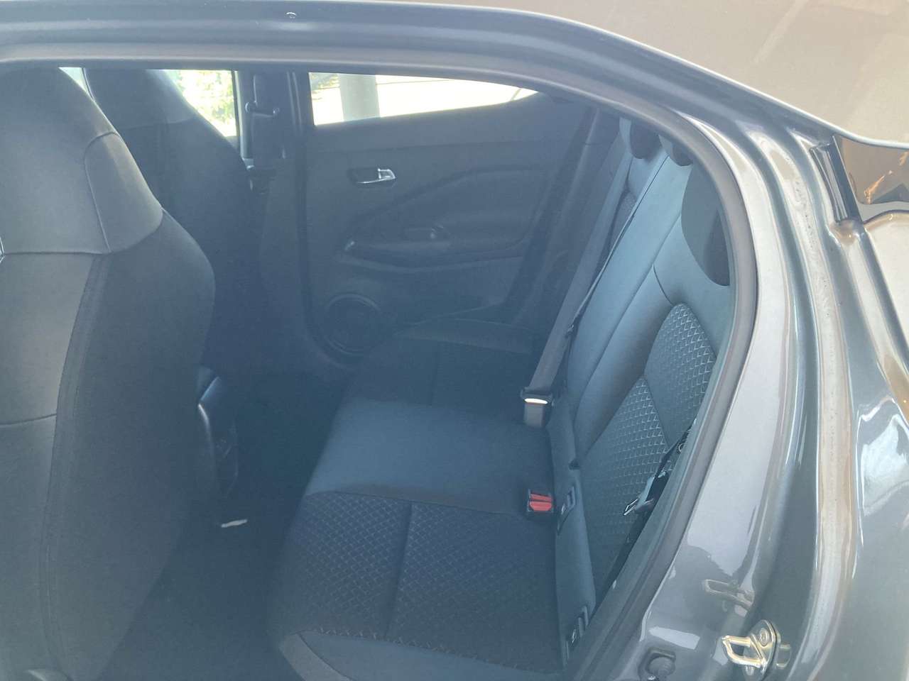 Nissan Juke N-CONNECTA BENZINE AUTOMAAT NIEUW OKM — foto 9 van 20