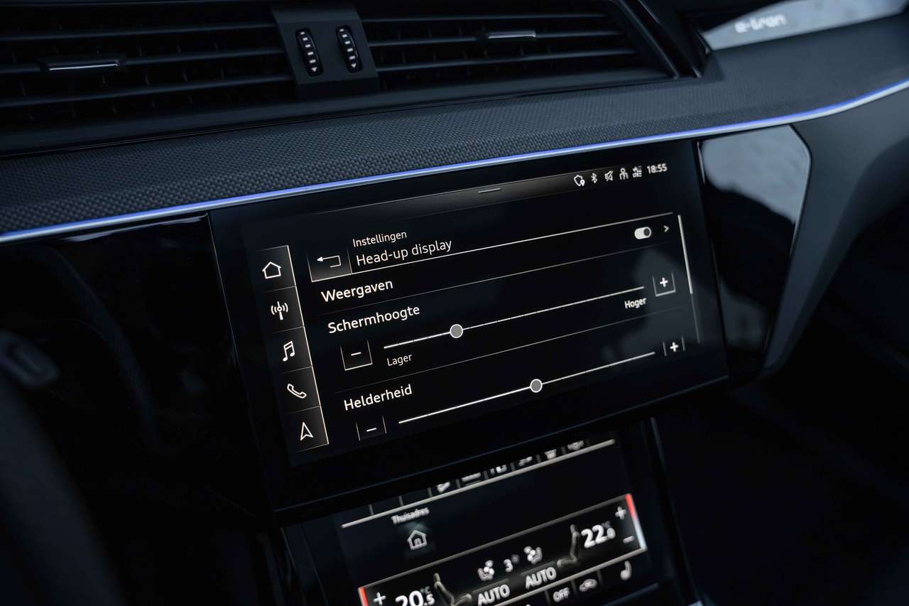 Audi e-tron 55 Quattro S-LINE/MATRIX//BLACKEDITION/94%SOH/PANO/NACHTZICHT/B&O/HUD/360° — foto 23 van 25