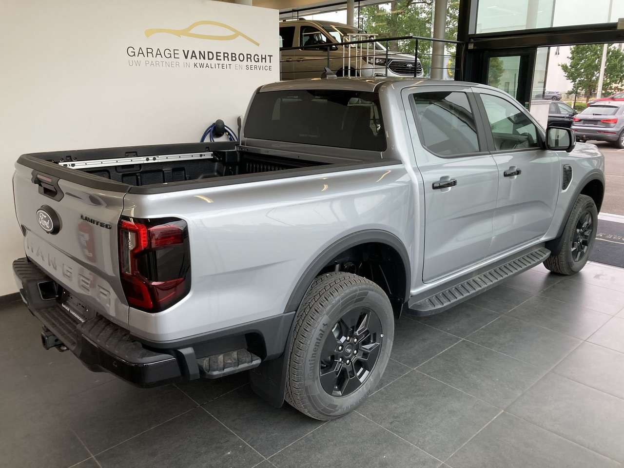 Ford Ranger LIMITED PHEV BENZINE AWD AUTOMAAT NIEUW OKM 44600 +BTW — foto 4 van 18