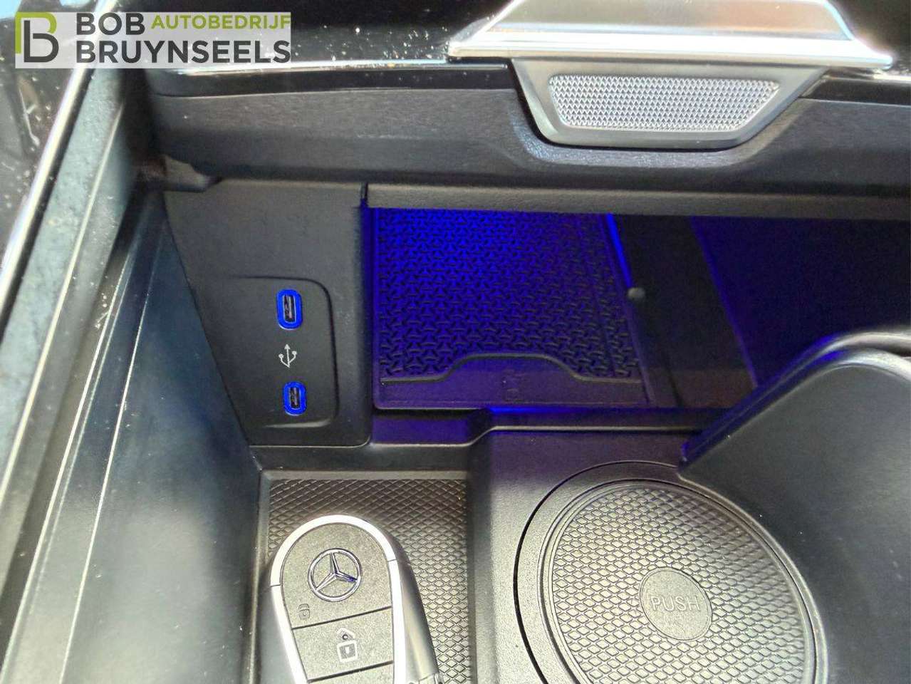 Mercedes-Benz EQE SUV Electric Art – Distronic – Panodak – Memoryseats – Trekhaak — foto 16 van 25