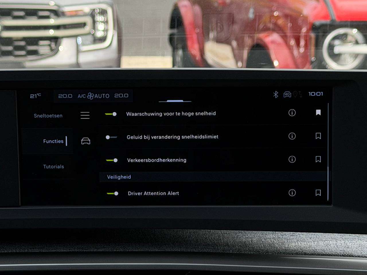 Peugeot 3008 MHEV ALLURE DISTRIBUTIEKETTING CAMERA KEYLESS CARPLAY — foto 13 van 15