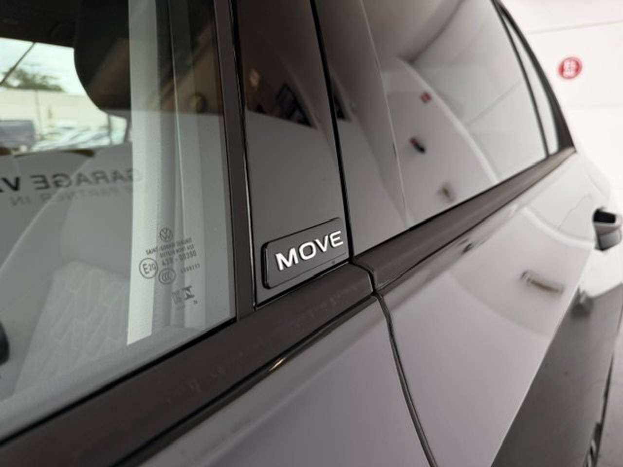 Volkswagen Golf MOVE BENZINE SLECHTS 10000KM!!!!!! — foto 21 van 23