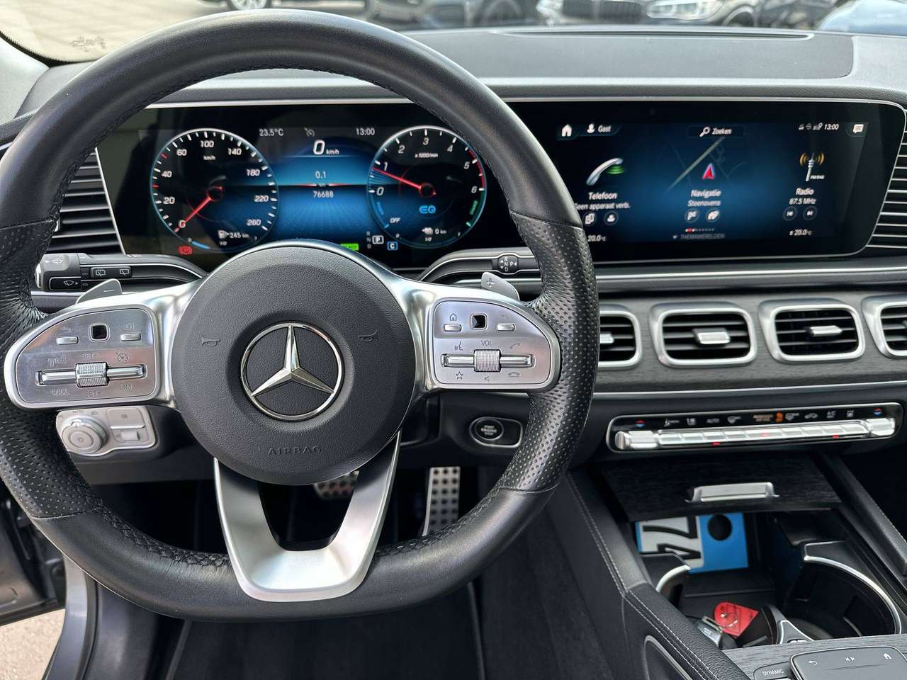 Mercedes-Benz GLE 350 DE AMG Nigtpakket Pano dak Trekhaak — foto 16 van 25