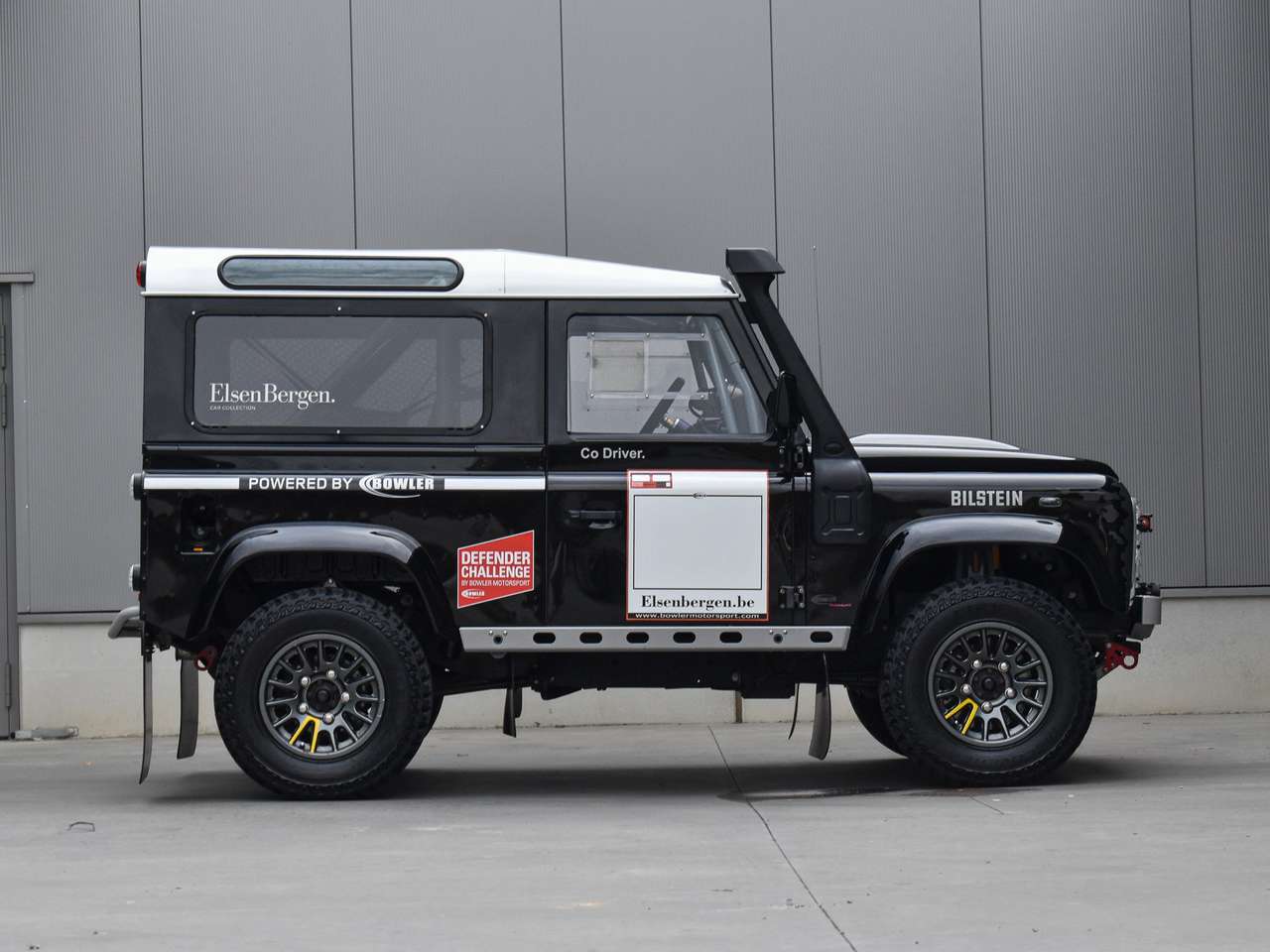 Land Rover Defender 90 / BOWLER CHALLENGE / Collectors Item — foto 12 van 25