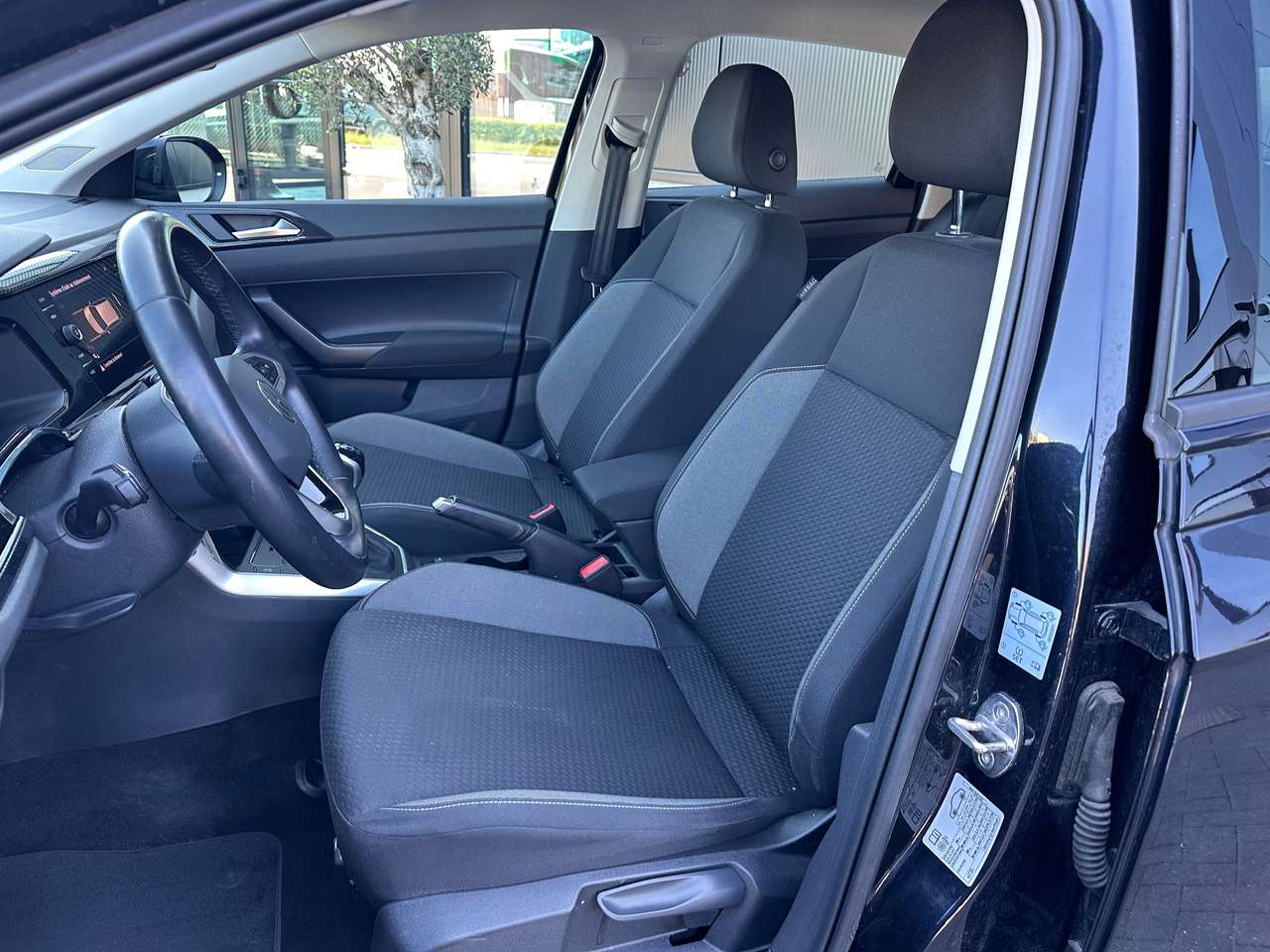 Volkswagen Taigo 1.0 TSI Life  Camera GPS Pdc Alu velgen 63000km — foto 7 van 15
