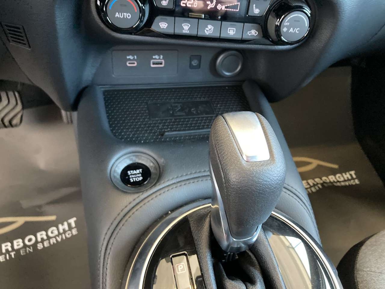 Nissan Juke N-CONNECTA BENZINE AUTOMAAT NIEUW OKM — foto 15 van 20