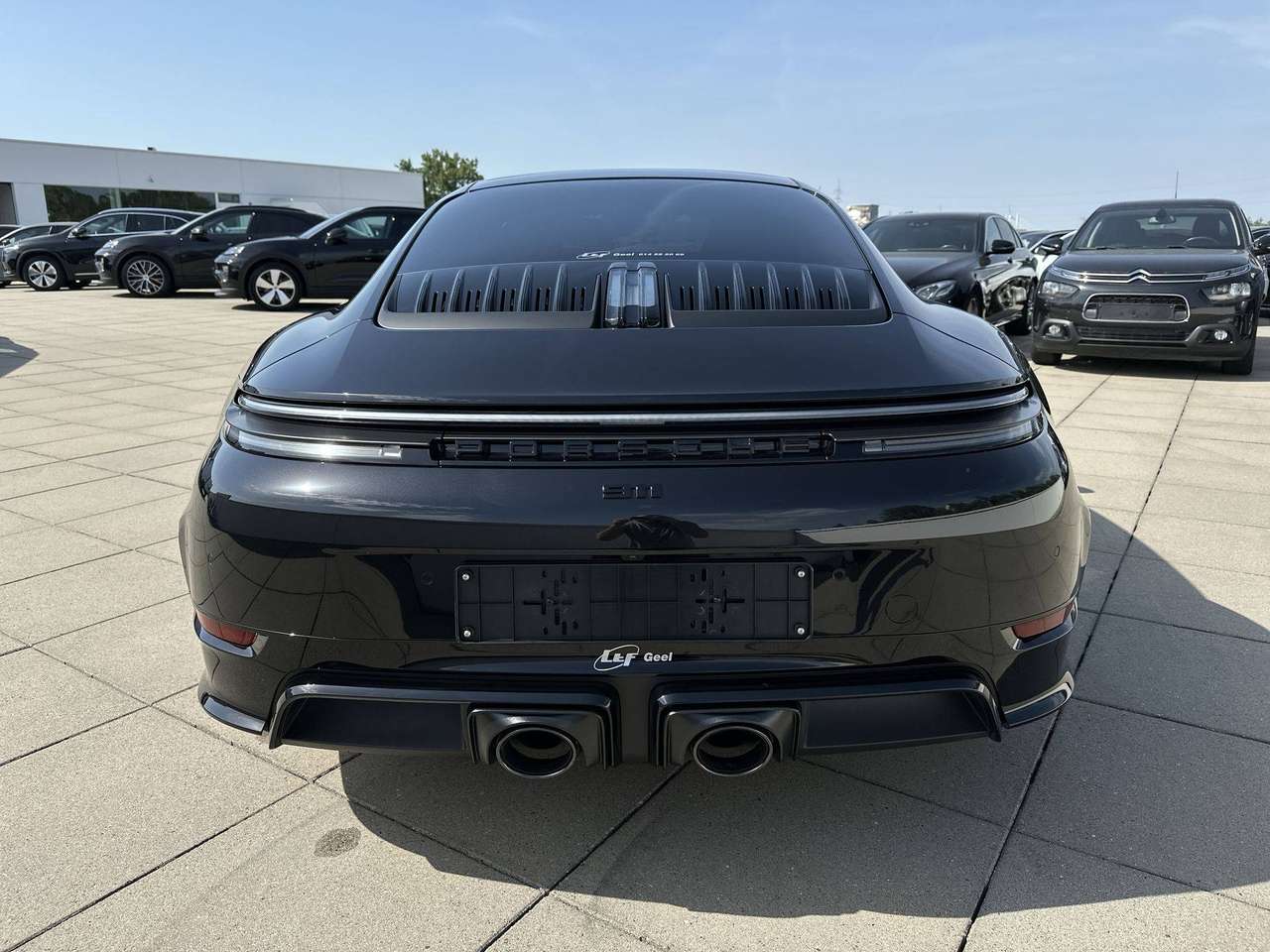 Porsche 992 4 GTS Schuifdak Exterieurpakket zwart Lift vooras — foto 6 van 16