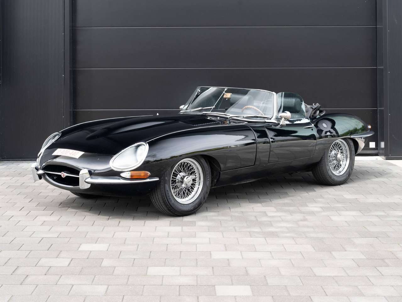 Jaguar E-Type 4.2 cabrio 5 speed — foto 25 van 25