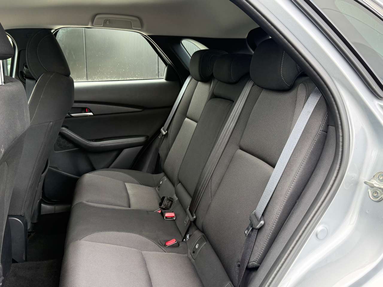 Mazda CX-30 2.0i SKYACTIV-G MHE Hakoné — foto 9 van 21
