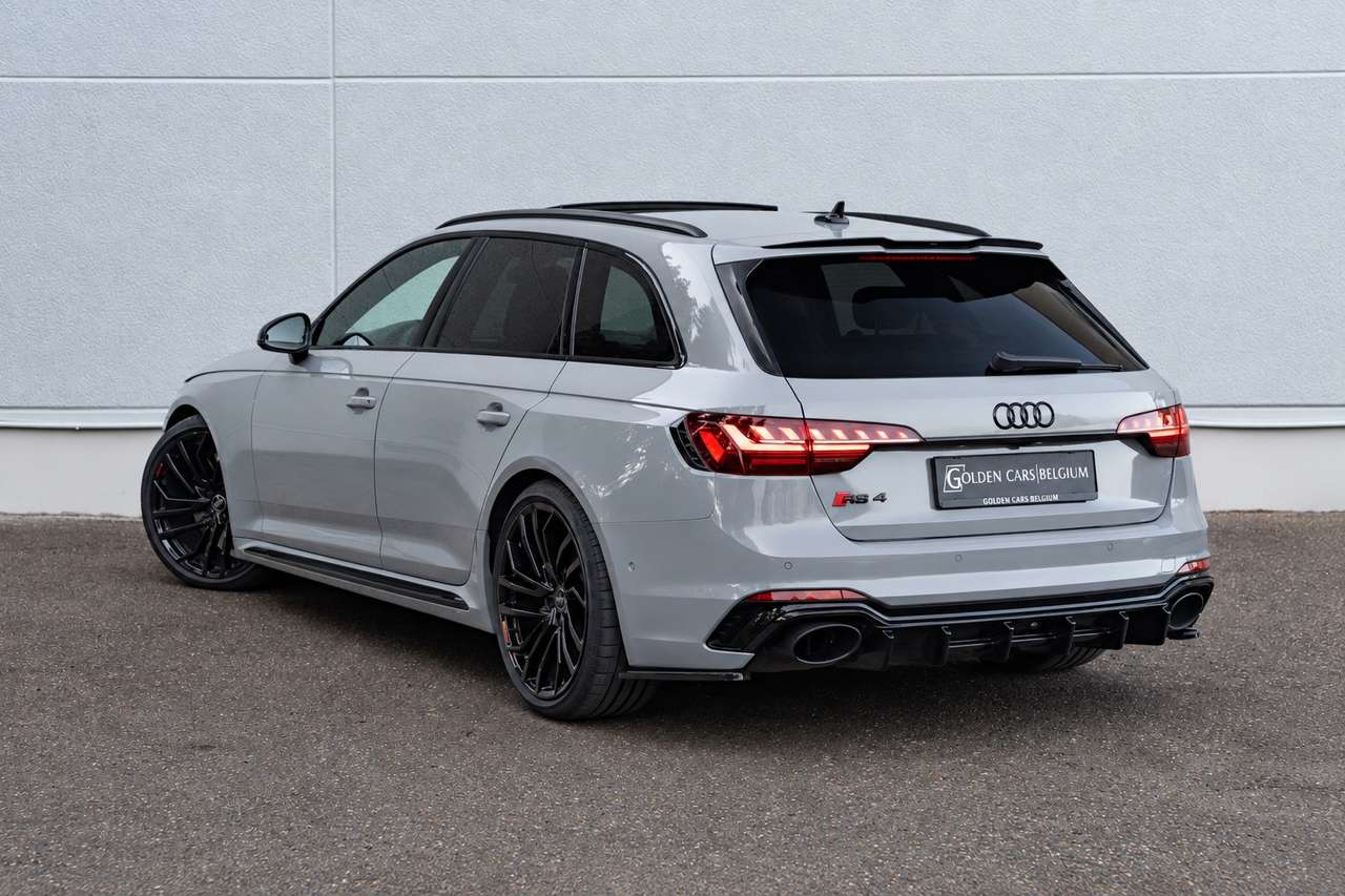 Audi RS4 Avant Quattro PANO/MATRIX/B&O/ACC/360°/AMBIENTE/HUD/ — foto 6 van 25