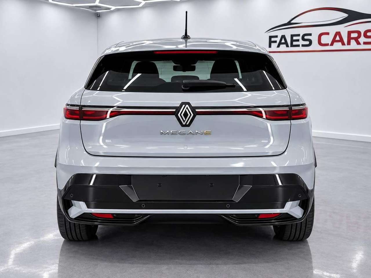 Renault Megane E-Tech e-Megane E-Tech 60 kWh Equilibre R220 Super charge Equilibre — foto 5 van 9