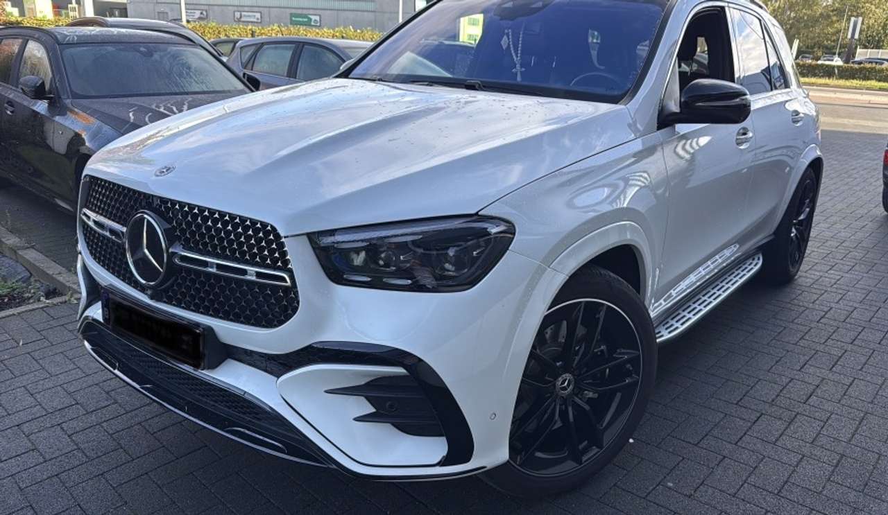 Mercedes-Benz GLE 400 e 4-Matic PHEV AMG Line Full option !!!